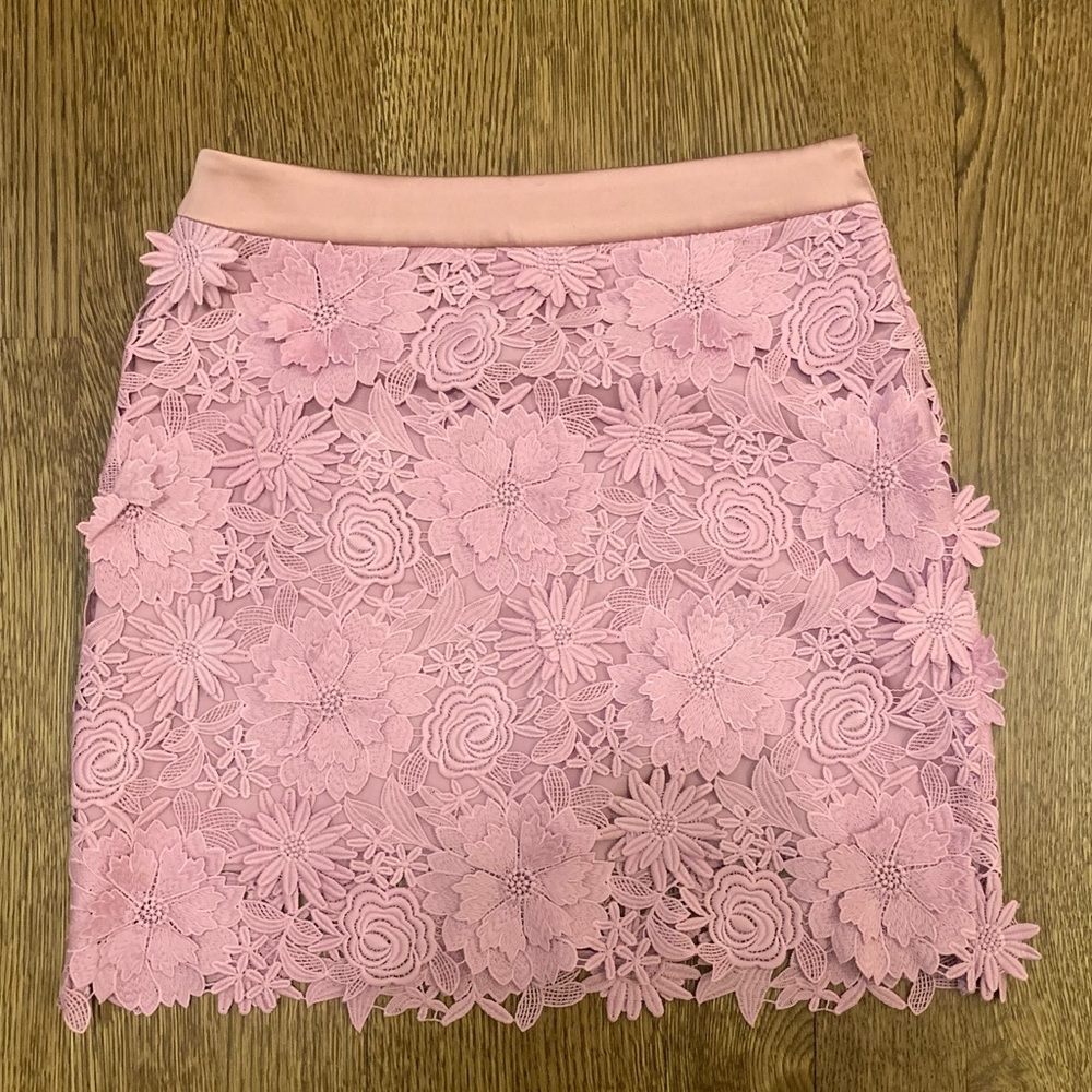 Pink Milly of New York embroidered lace skirt with floral appliqué cottagecore